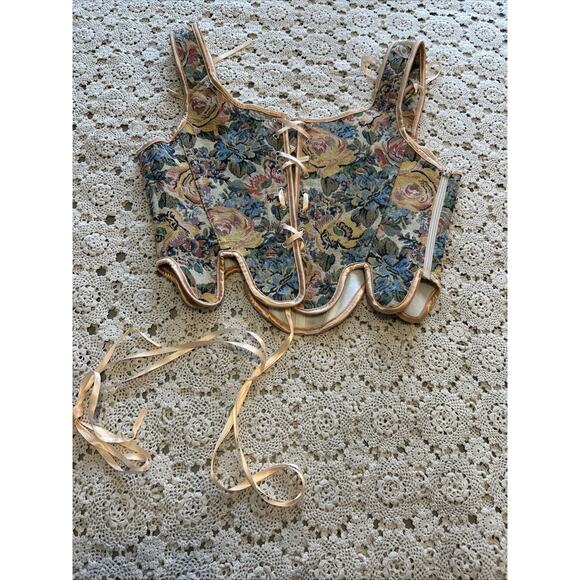 Scarlet Darkness Floral Tapestry Bustier Corset Top Sz 10 Peasant Renaissance - Picture 7 of 10